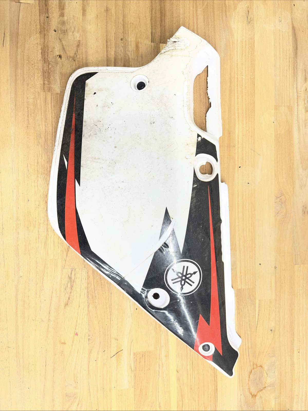 YAMAHA YZ250 PLASTIC REAR SIDE COVER SHROUD 04-14