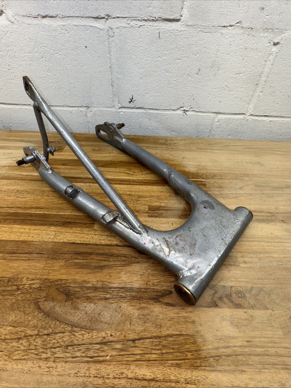 Vintage Motorcycle Rear Swingarm – Steel – Dual Shock – Model/Year Unknown