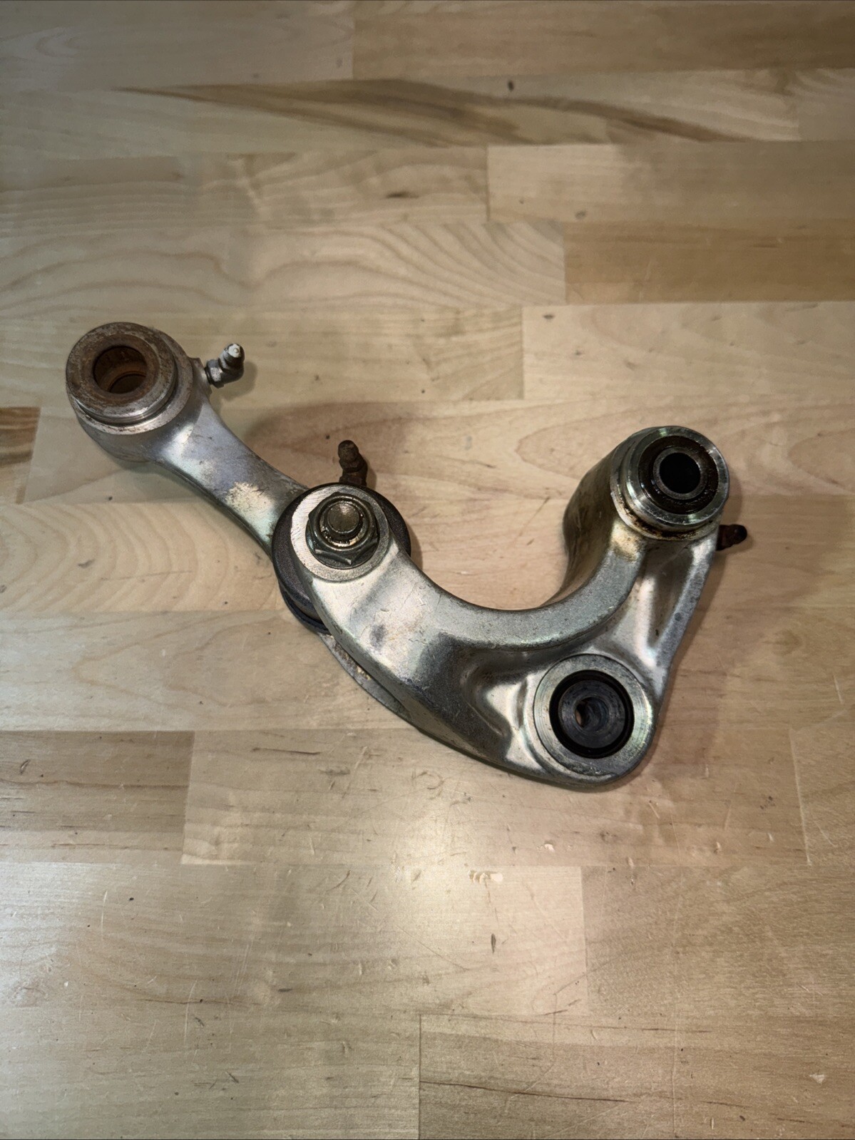 1986 HONDA 86-95 XR250R OEM REAR SHOCK LINKAGE LINKS 52460-KN5-000