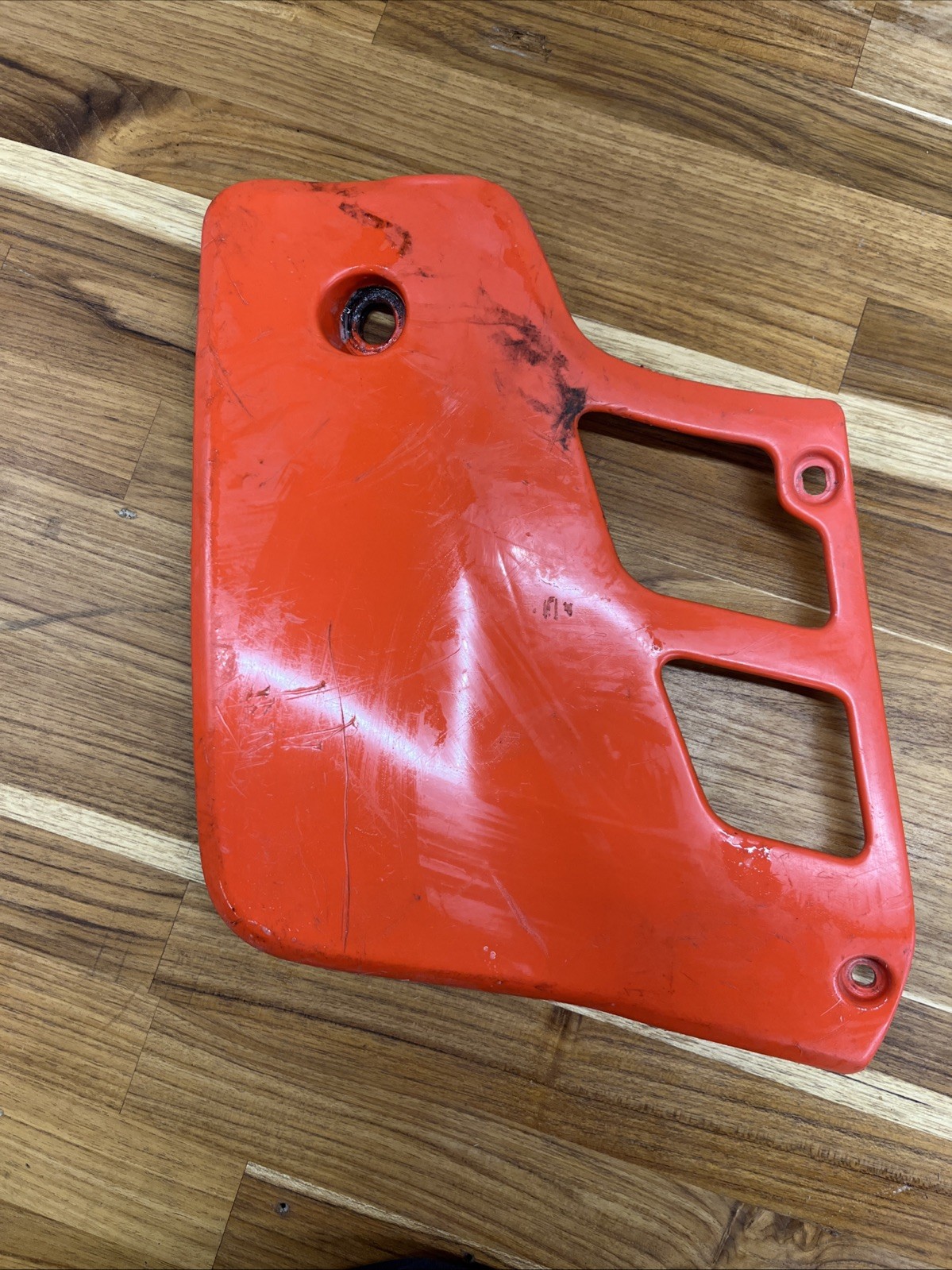 Honda CR250R 1990 right side radiator fuel tank cover panel shroud
