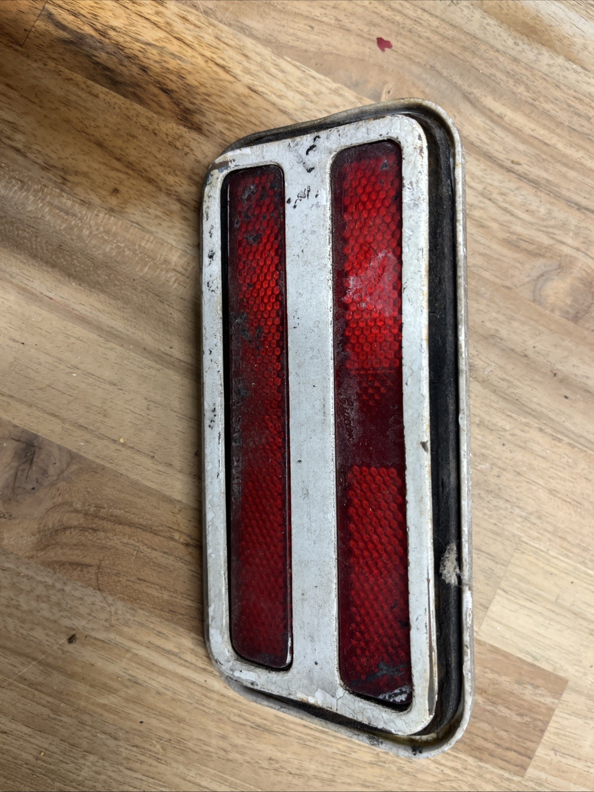 1977 Pontiac Trans Am, Firebird rear right side marker lights