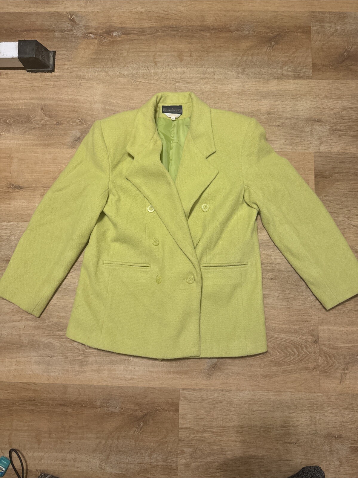 Herman Geist Pink Wool Textured 3 Button Size 8p