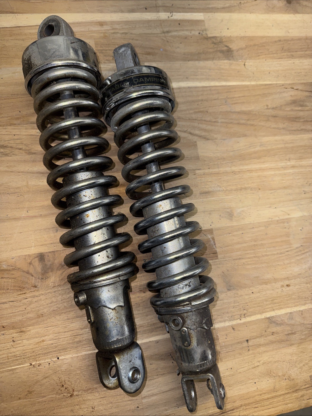 Vintage Showa Rear Shocks Pair Adjustable Motorcycle Cafe Racer Custom Dual