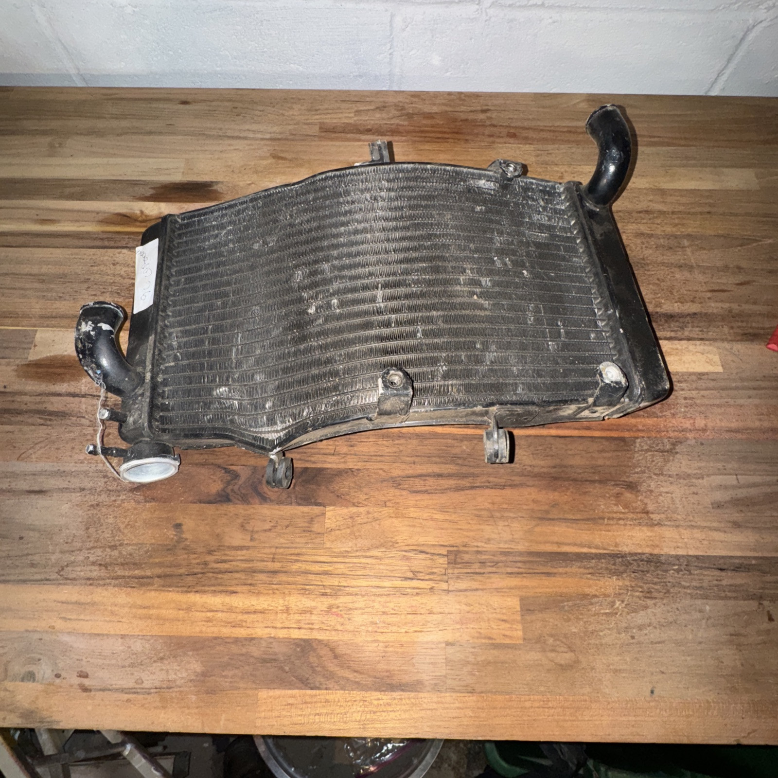 1996 HONDA CBR900RR CBR FIREBLADE OEM RADIATOR COOLING FAN CAP H170